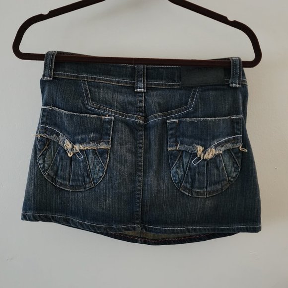 Von Dutch Mini Jean Skirt, Size Medium - Picture 2 of 8